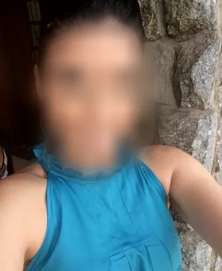 Merle, 34