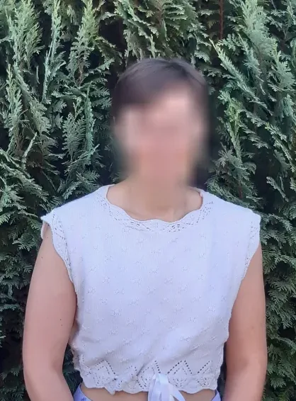 Nadia, 27