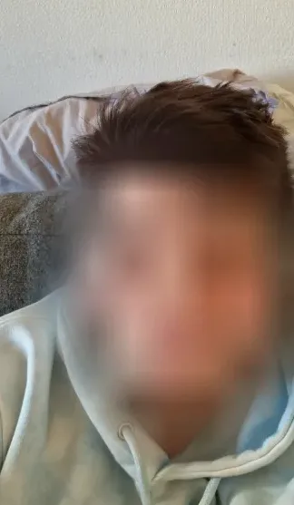 Olivia, 25